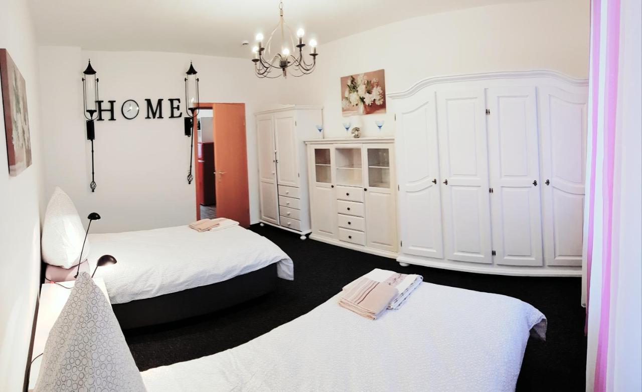Elena Flat Rosa Oberhausen Zentrum Centro Westfield Oberhausen (North Rhine-Westphalia)